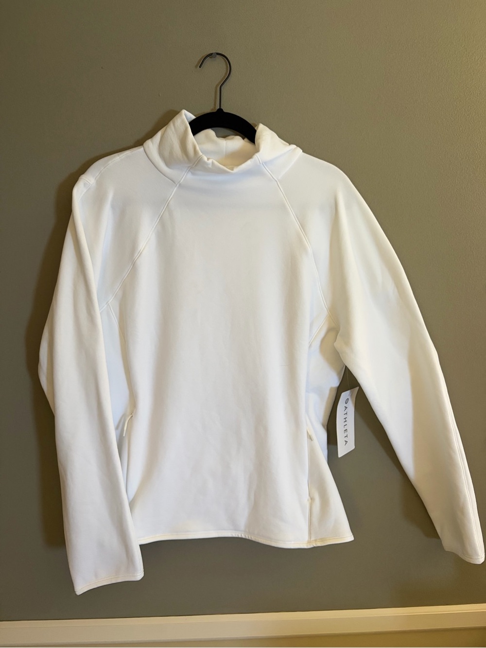 Athleta Altitude Edge Funnel Neck Sweatshirt NWT White Fleece Pullover Large